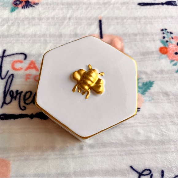 LAST 1! 🐝 Bee Unique Trinket Box Accent 🐝 - Picture 9 of 9